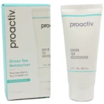 The benefits of green tea include increasing energy, helping the body with antioxidants, and even weight loss, but recent studies suggest that a green tea moisturizer may have direct benefits specifically for the skin. A moisturiser that contains green tea is believed to improve the overall appearance of skin for some people, and a number of spas and skin-care clinics are now offering green tea masks and peels as part of their skin treatment. The Proactiv Green Tea Moisturiser features: Nature's most powerful antioxidant, green tea. This light-weight moisturising serum hydrates dry, irritated skin and Dull, tired looking skin Gently rejuvenate your skin with this rich hydrating moisturizer.